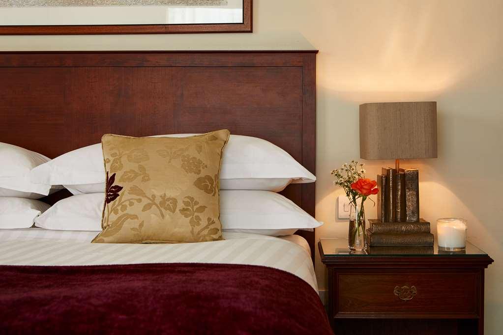 Macdonald New Blossoms Hotel Chester Phòng bức ảnh